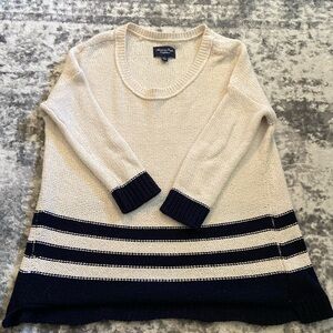 American Eagle 3/4 Sleeve Sweater